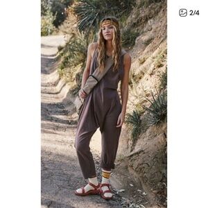 Free People movement hot shot twisted piece size Medium in charcoal brown